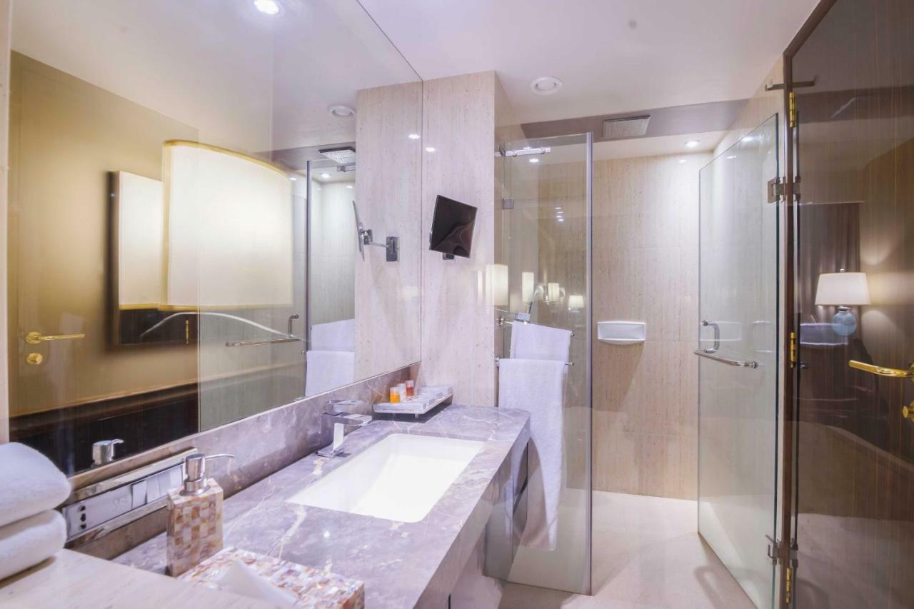 Sai Palace Grand, Malad Mumbai Ngoại thất bức ảnh