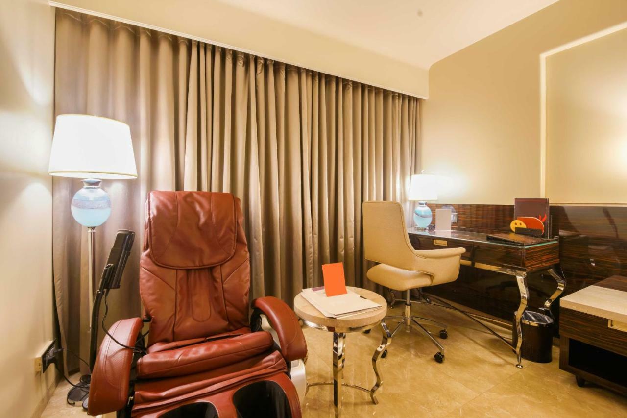 Sai Palace Grand, Malad Mumbai Ngoại thất bức ảnh